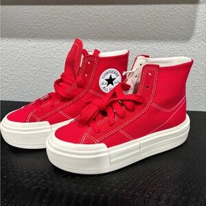 CONVERSE CRUISE
Red/Egret/Black
UNISEX
Size 7
BRAND NEW!!! ❤️